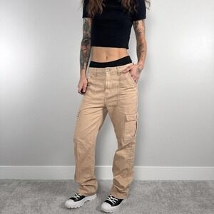 S.O.N.G Khaki Low Rise Straight Leg Pants | Size 5/27